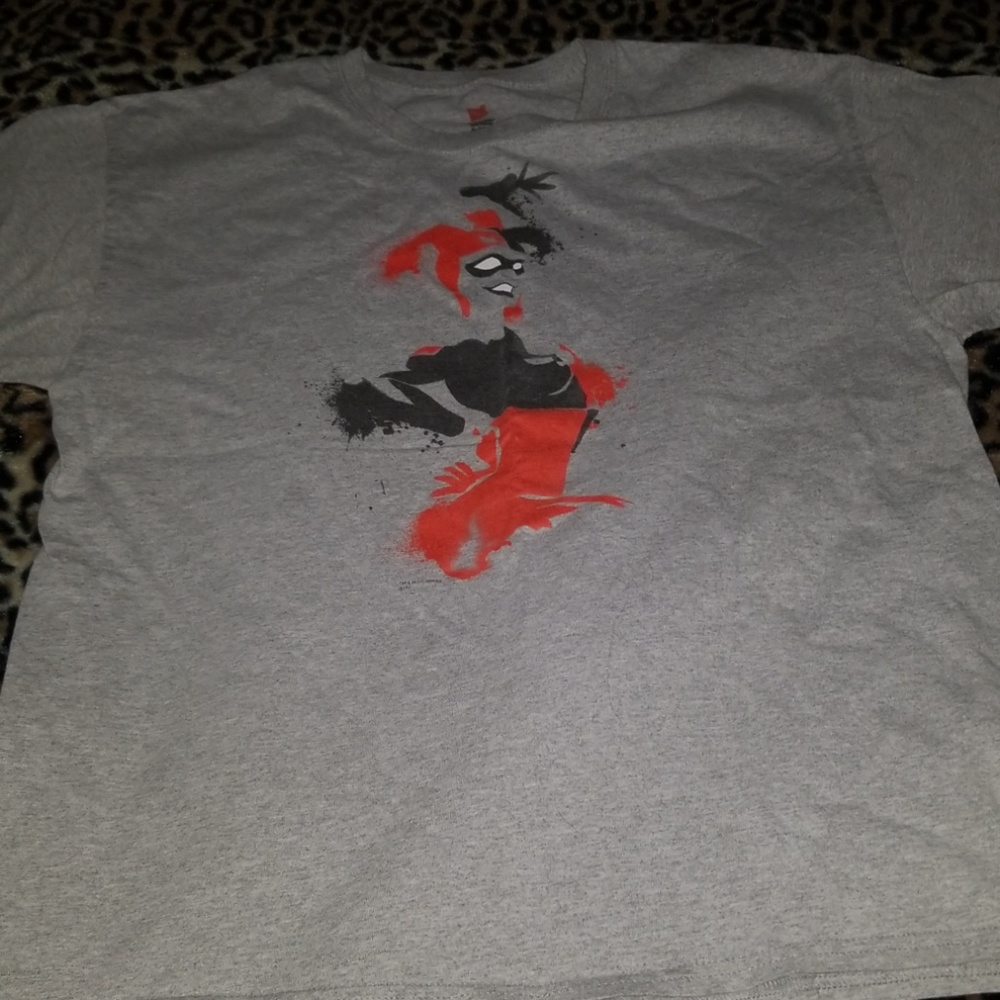 Unisex Spray Paint Harley Quinn Tshirt XL
